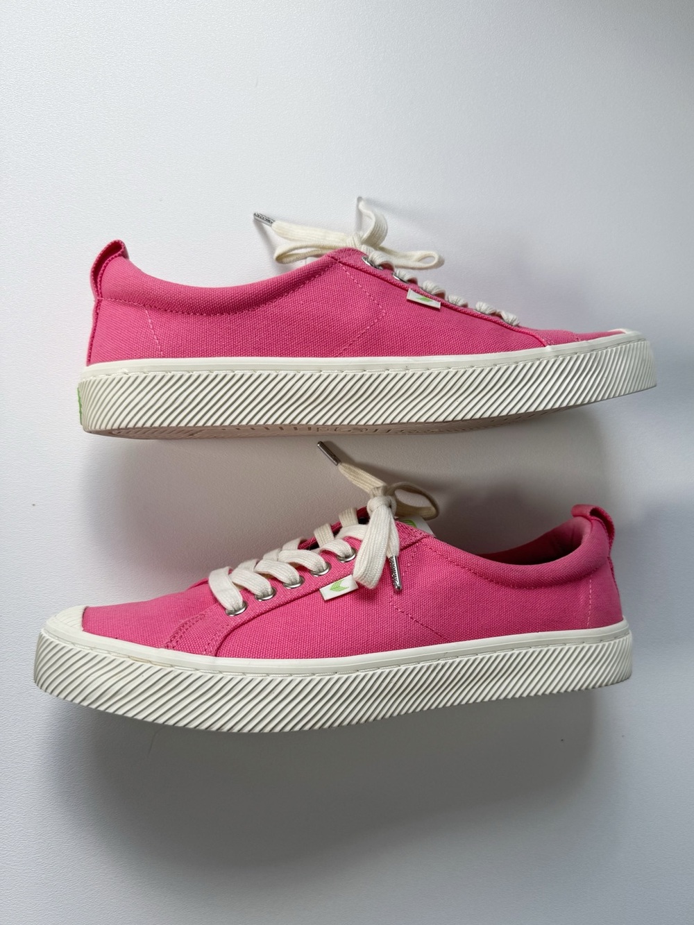 Cariuma OCA Low Pink Lemonade Canvas Sneaker | 10 - Picture 3 of 11